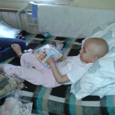 Kórházpedagógus támogatás a Gyermek Hematológiai Centrumoknak - adó, 1%, alapítvány, támogatás