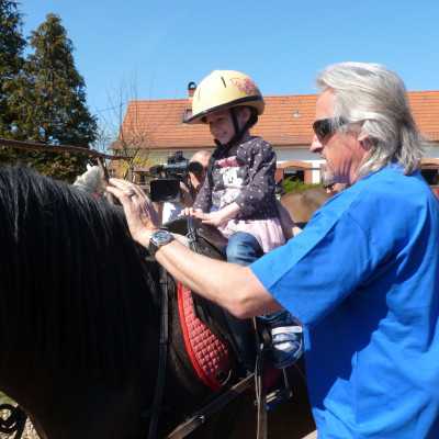 Lelki feltöltődés a Midnight Lovas Klubban - alapítvány, adó 1%, támogatás