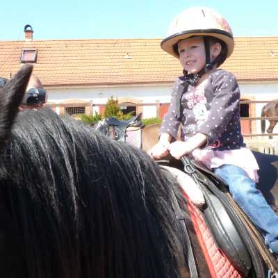 Lelki feltöltődés a Midnight Lovas Klubban - alapítvány, adó 1%, támogatás