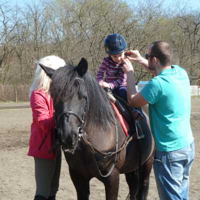 Lelki feltöltődés a Midnight Lovas Klubban - alapítvány, adó 1%, támogatás