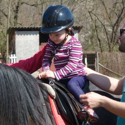 Lelki feltöltődés a Midnight Lovas Klubban - alapítvány, adó 1%, támogatás