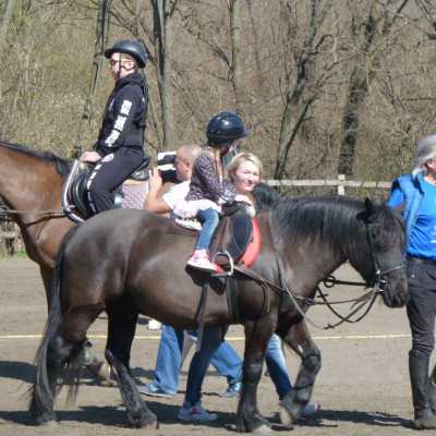 Lelki feltöltődés a Midnight Lovas Klubban - alapítvány, adó 1%, támogatás