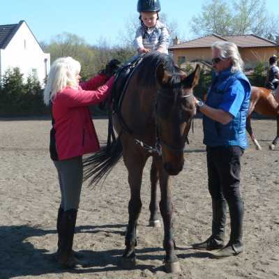 Lelki feltöltődés a Midnight Lovas Klubban - alapítvány, adó 1%, támogatás