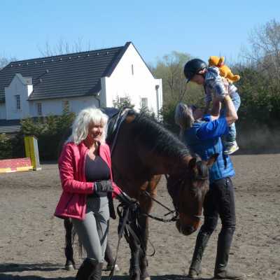 Lelki feltöltődés a Midnight Lovas Klubban - alapítvány, adó 1%, támogatás