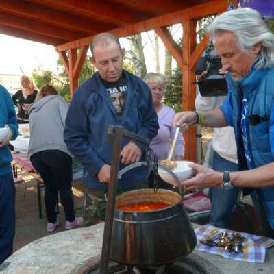 Lelki feltöltődés a Midnight Lovas Klubban - alapítvány, adó 1%, támogatás