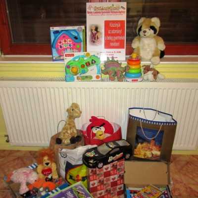 Érkeznek a „cipősdoboznyi szeretet” ajándékai és a csokoládék 2017 - alapítvány, adó 1%, támogatás