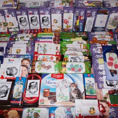 Érkeznek a „cipős doboznyi szeretet” ajándékai és a csokoládék 2015 - alapítvány, adó 1%, támogatás