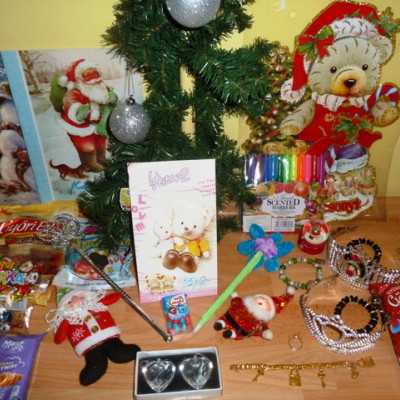 Érkeznek a „cipősdoboznyi szeretet” ajándékai és a csokoládék 2016 - alapítvány, adó 1%, támogatás