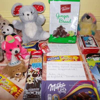 Érkeznek a „cipős doboznyi szeretet” ajándékai és a csokoládék 2015 - alapítvány, adó 1%, támogatás