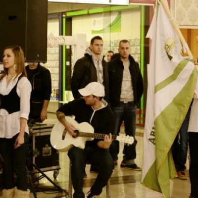 Megemlékezés mécsesgyújtással a leukémiás és daganatos beteg gyermekekért - adó, 1%, alapítvány, támogatás