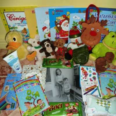 Érkeznek a „cipősdoboznyi szeretet” ajándékai és a csokoládék 2016 - alapítvány, adó 1%, támogatás