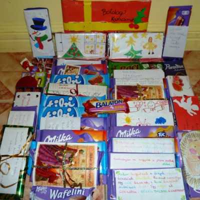 Érkeznek a „cipősdoboznyi szeretet” ajándékai és a csokoládék 2016 - alapítvány, adó 1%, támogatás