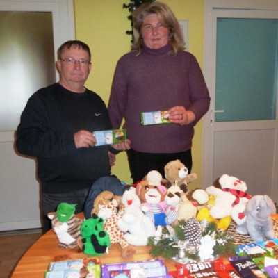 Érkeznek a „cipősdoboznyi szeretet” ajándékai és a csokoládék 2016 - alapítvány, adó 1%, támogatás