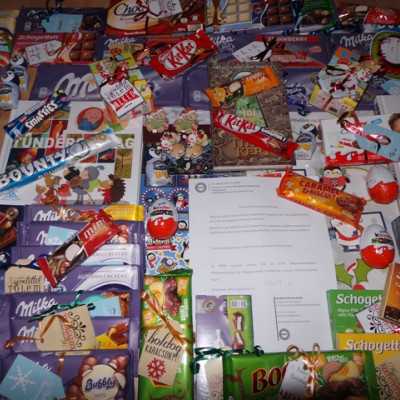 Érkeznek a „cipős doboznyi szeretet” ajándékai és a csokoládék 2015 - alapítvány, adó 1%, támogatás