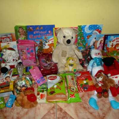 Érkeznek a „cipősdoboznyi szeretet” ajándékai és a csokoládék 2016 - alapítvány, adó 1%, támogatás