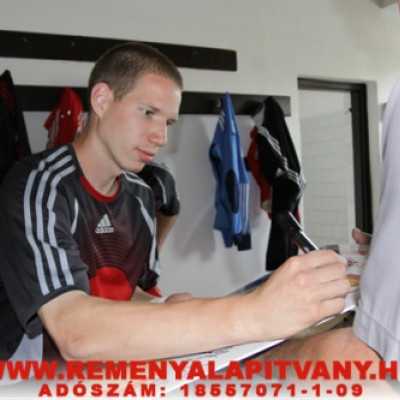 Nemes célt szolgált az Ibrányban rendezett mérkõzés! - adó, 1%, alapítvány, támogatás