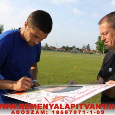 Nemes célt szolgált az Ibrányban rendezett mérkõzés! - adó, 1%, alapítvány, támogatás