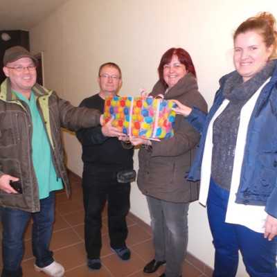 Érkeznek a „cipős doboznyi szeretet” ajándékai és a csokoládék 2015 - alapítvány, adó 1%, támogatás