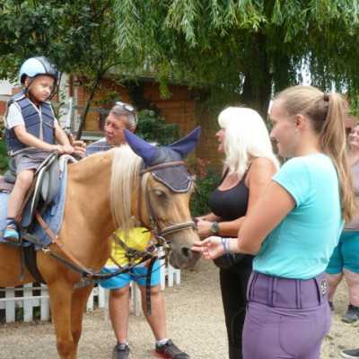 Remény családi nap Sasvári Sándornál - adó, 1%, alapítvány, támogatás
