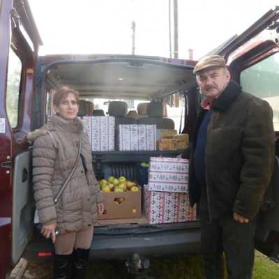 Érkeznek a „cipős doboznyi szeretet” ajándékai és a csokoládék 2015 - alapítvány, adó 1%, támogatás