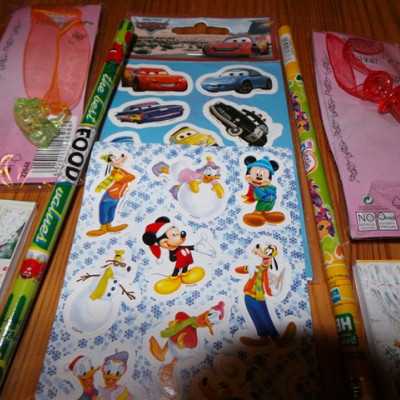 Érkeznek a „cipős doboznyi szeretet” ajándékai és a csokoládék 2015 - alapítvány, adó 1%, támogatás