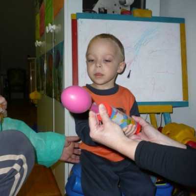 Szorgos kezek alkottak ismét a Debreceni Gyermekklinikán - adó, 1%, alapítvány, támogatás