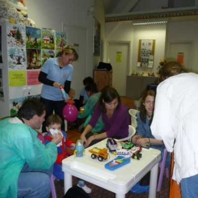 Szorgos kezek alkottak ismét a Debreceni Gyermekklinikán - adó, 1%, alapítvány, támogatás