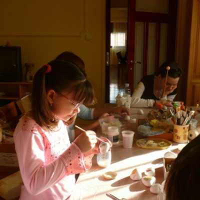 Szüreti foglalkozás a Remény Kuckóban - adó, 1%, alapítvány, támogatás