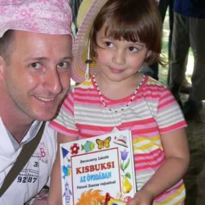 Szurikáta családot fogadtunk örökbe a debreceni állatkertben! - adó, 1%, alapítvány, támogatás