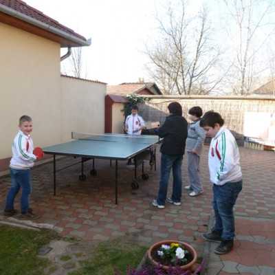 Tavaszváró ünnepség a leukémiás és daganatos beteg gyermekekért - adó, 1%, alapítvány, támogatás