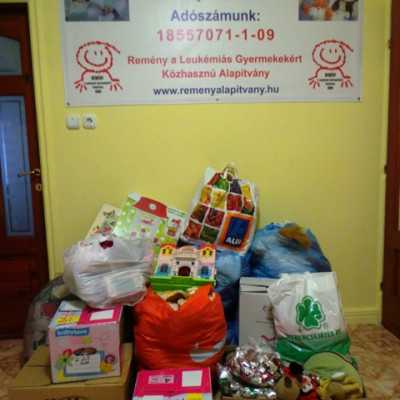 Érkeznek a „cipős doboznyi szeretet” ajándékai és a csokoládék 2015 - alapítvány, adó 1%, támogatás