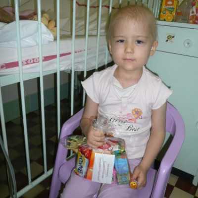 Ügyes kezek a DE OEC Gyermekklinikán - adó, 1%, alapítvány, támogatás