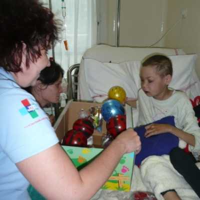 Ügyes kezek a DE OEC Gyermekklinikán - adó, 1%, alapítvány, támogatás