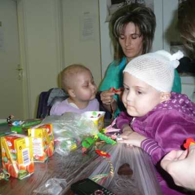 Új arcocskák a Debreceni Klinikán - adó, 1%, alapítvány, támogatás