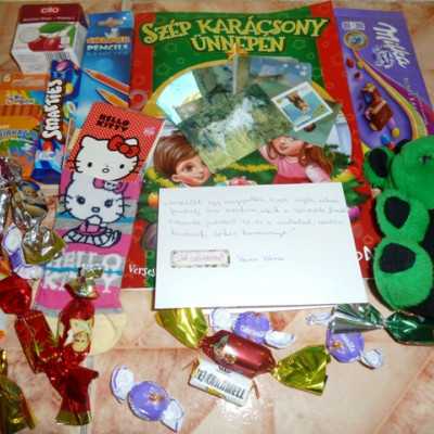 Érkeznek a „cipősdoboznyi szeretet” ajándékai és a csokoládék 2016 - alapítvány, adó 1%, támogatás