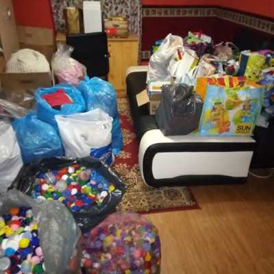 Érkeznek a „cipősdoboznyi szeretet” ajándékai és a csokoládék 2018 - alapítvány, adó 1%, támogatás