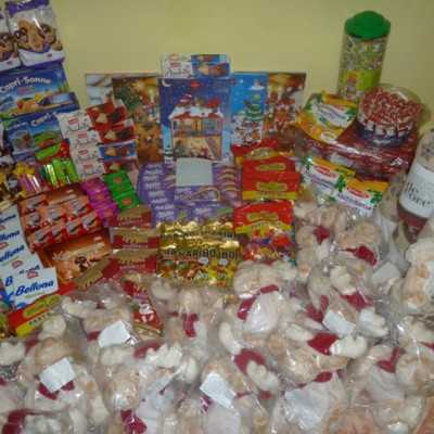 Érkeznek a „cipősdoboznyi szeretet” ajándékai és a csokoládék 2016 - alapítvány, adó 1%, támogatás