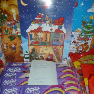 Érkeznek a „cipősdoboznyi szeretet” ajándékai és a csokoládék 2016 - alapítvány, adó 1%, támogatás