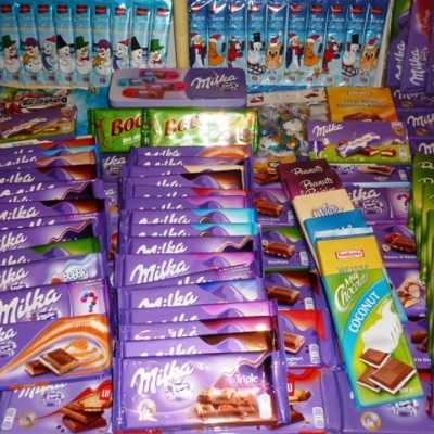 Érkeznek a „cipősdoboznyi szeretet” ajándékai és a csokoládék 2016 - alapítvány, adó 1%, támogatás