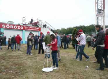 A DVSC focistáival közösen adományoztunk a Gyermekgyógyászati Intézet részére!