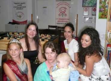 A Királynõképzõ Akadémia Álomdobozának átadása