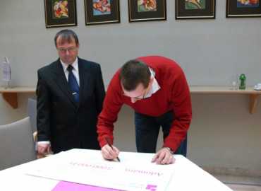 A Magyar Telekom 3.000.000,- forintos adományának átadása