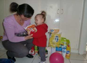 Adni is pont olyan jó mint kapni!