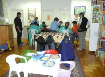 DE OEC Gyermekklinikán 2010. november 09-én tartott kézművesfoglalkozás