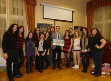 Remény Karácsonyi Ajándékozás