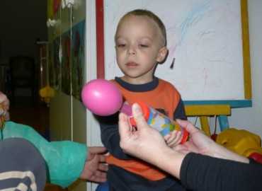 Szorgos kezek alkottak ismét a Debreceni Gyermekklinikán