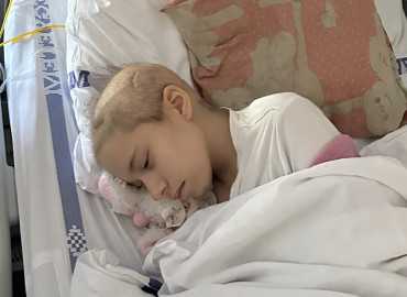 Anna agydaganattal küzd, testvére meghalt