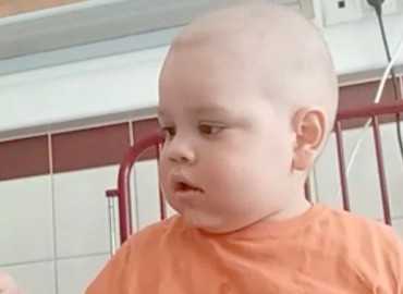 Ádám 2 évesen daganattal küzd!